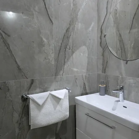 Presqu'ile Saint Nizier Coeur De Classe 4* 公寓