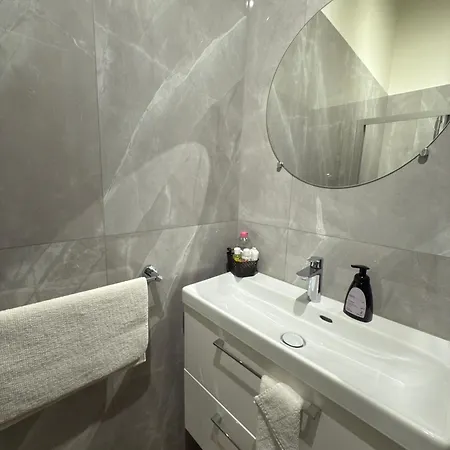 Presqu'ile Saint Nizier Coeur De Classe 4* *